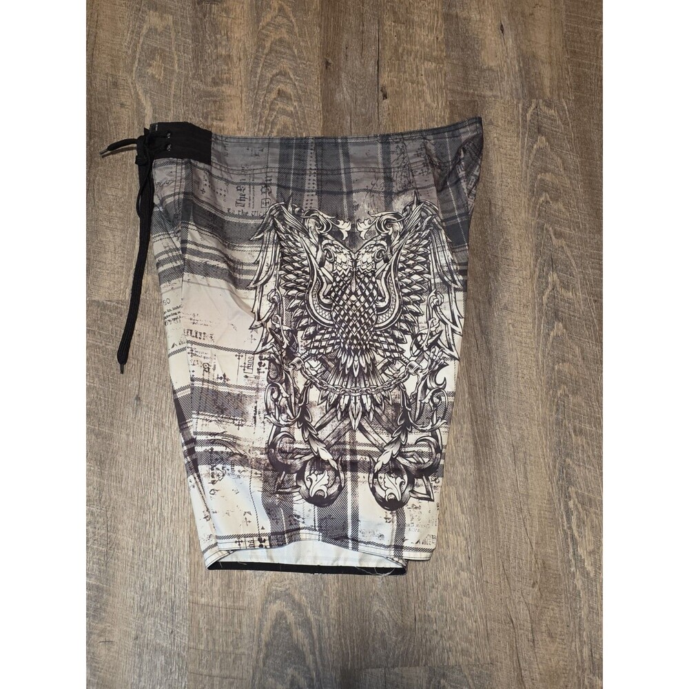 Machine Ornamental Board Shorts Men's Size 36 Eagle Shield Black White Swimming